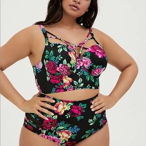 Size 3 Torrid Black Floral Lattice Underwire Bikini Top